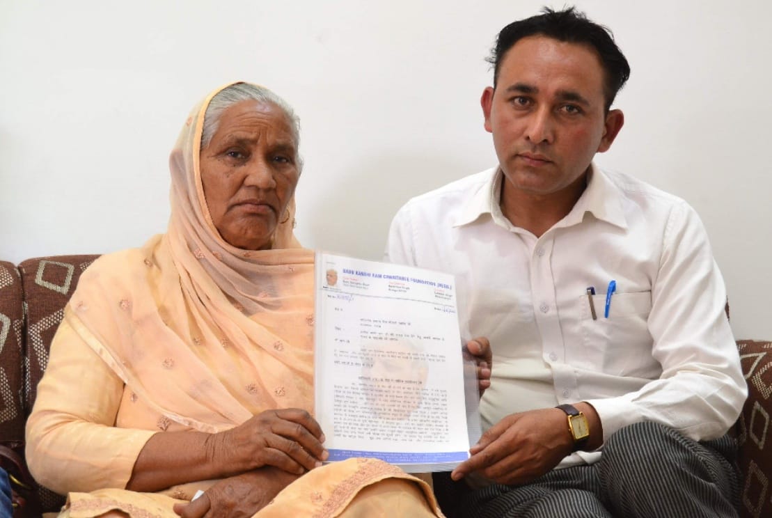demands bharat ratna for kanshi ram, sister gave memorandum