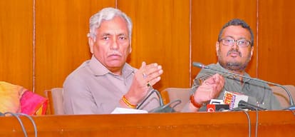 delhi assembly speaker clarifies that even bjp mla do not stand for op sharma
