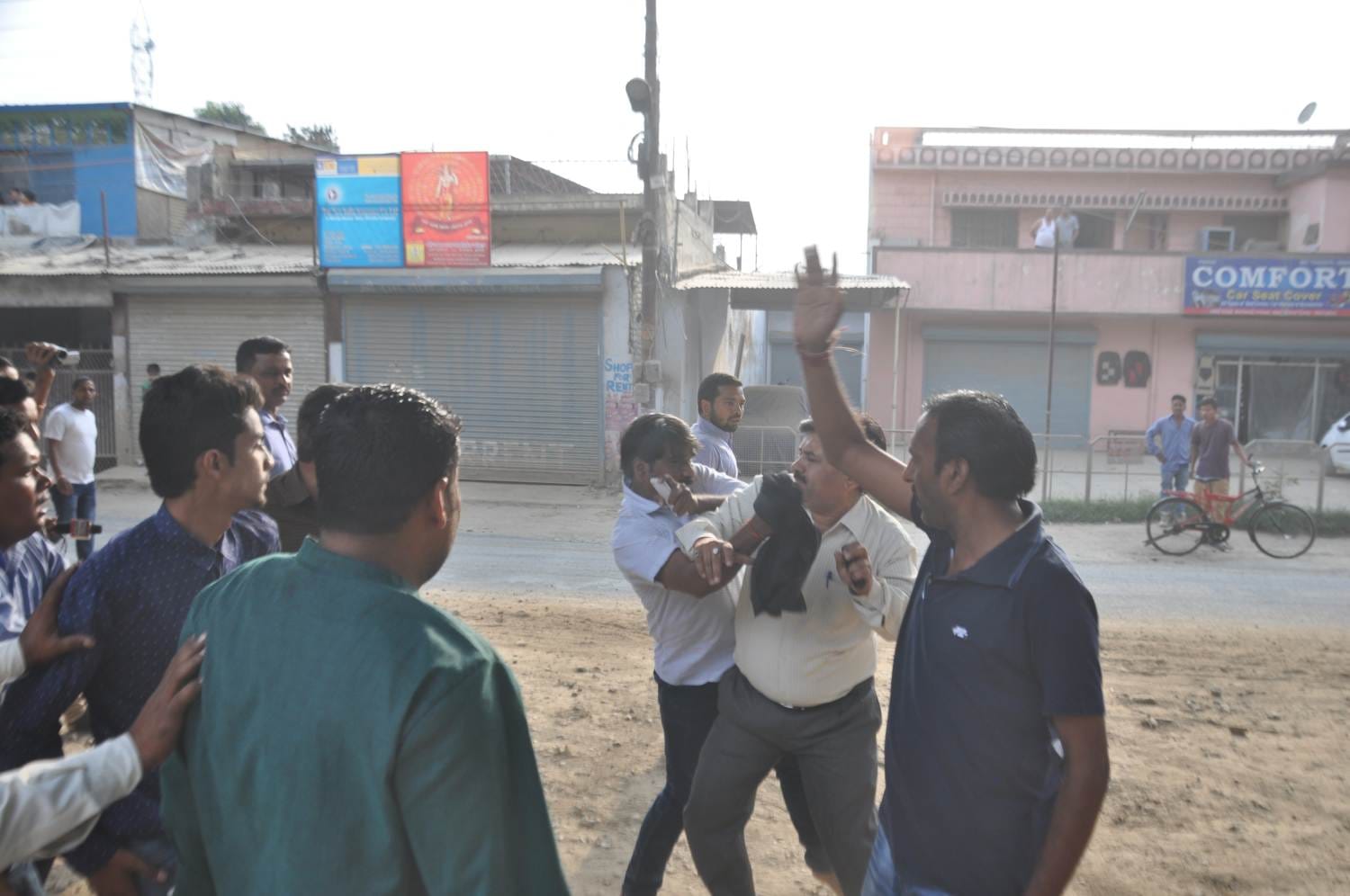 stone throw on harish rawat fleet