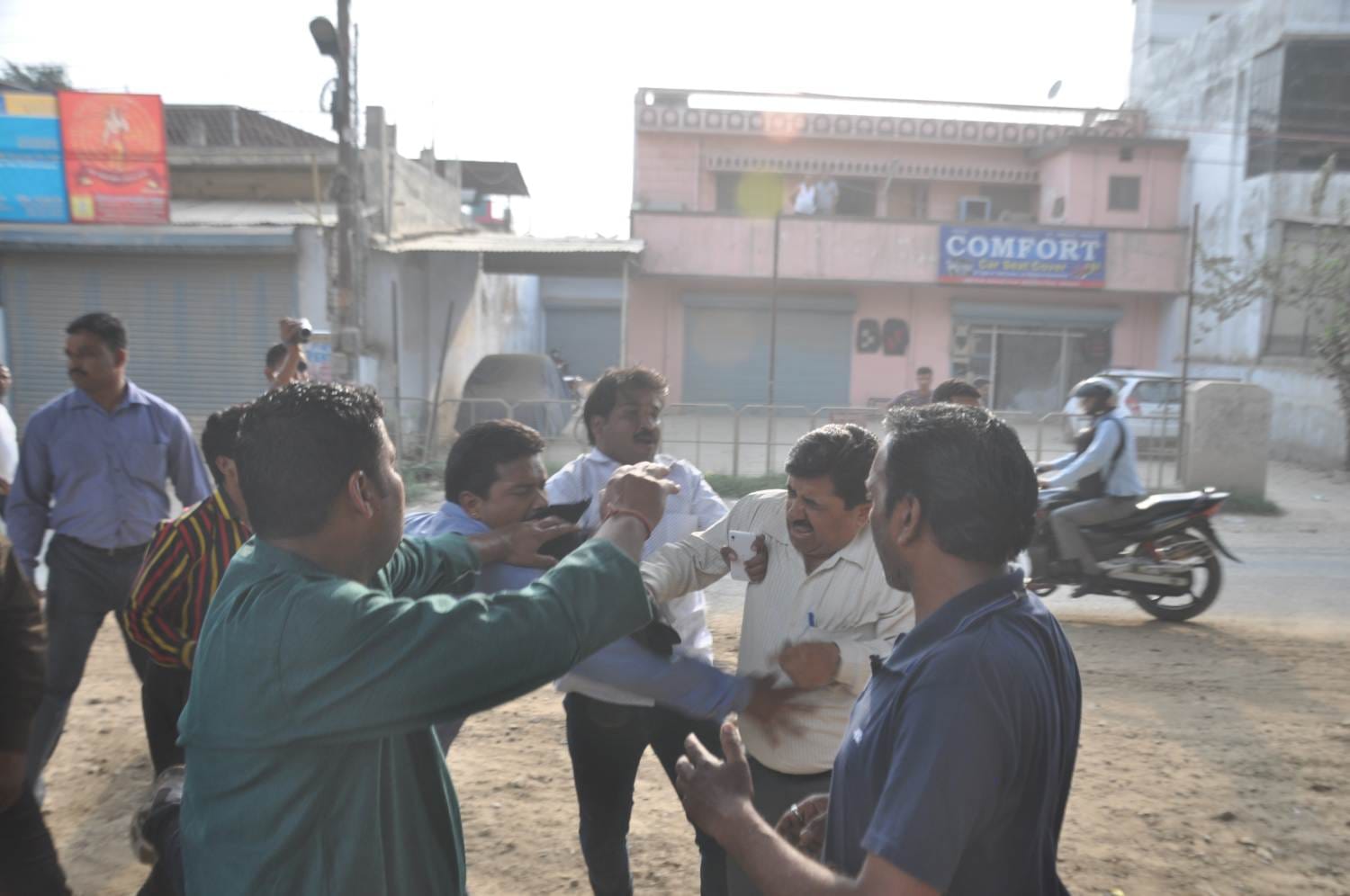 stone throw on harish rawat fleet