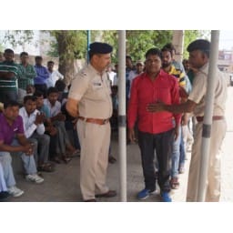 Hearing of Rampal, in court of Hisar, arrest warrant, Hisar