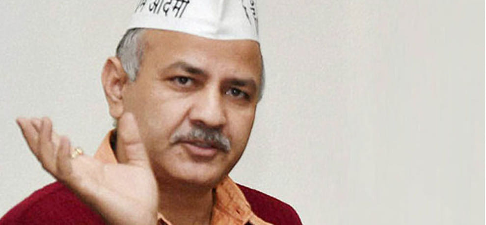 manish sisodia finds a way of modi degree dispute