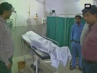 एमआईए अधिकारी को मारी गोली