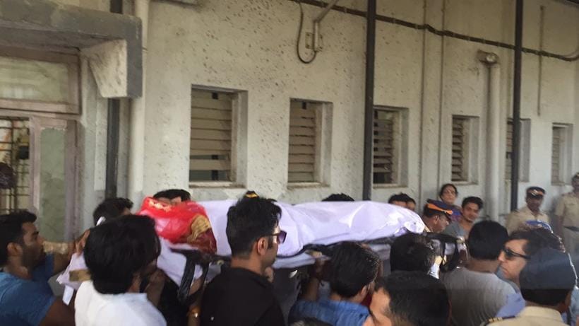 Pratyusha Banerjee dressed like a bride for last rites