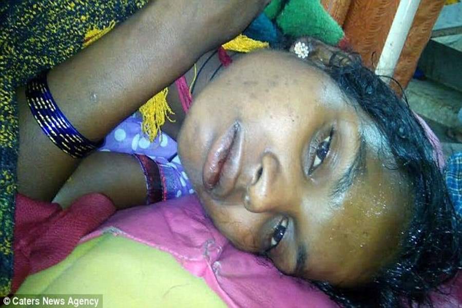 woman gives birth to quintuplets