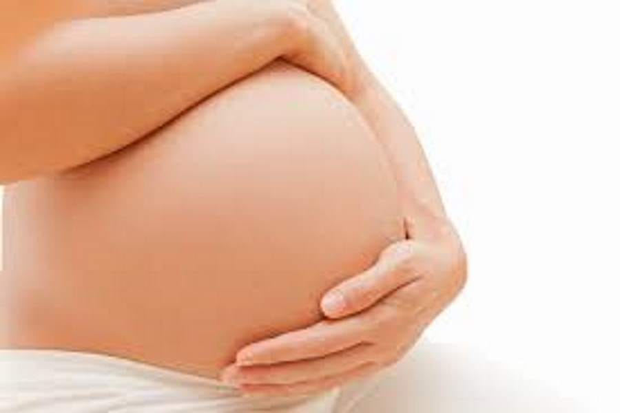 woman gives birth to quintuplets