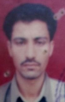 The young man died clutching the strings of high tension line
