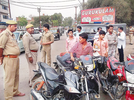 Crime fell 18 meeting of the police vehicle checking stations