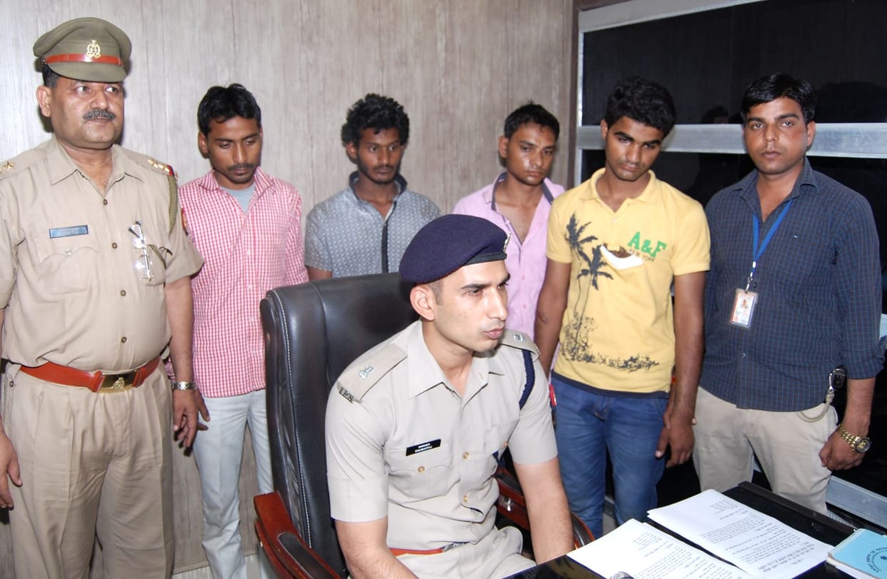 If pocket money had not been stolen vehicles, two arrested