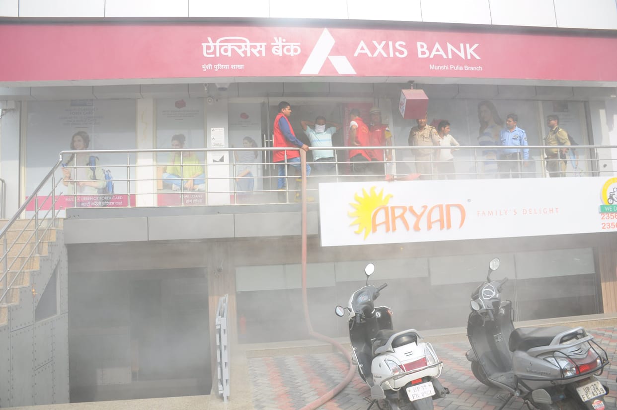 Fire in a bank in Lucknow.