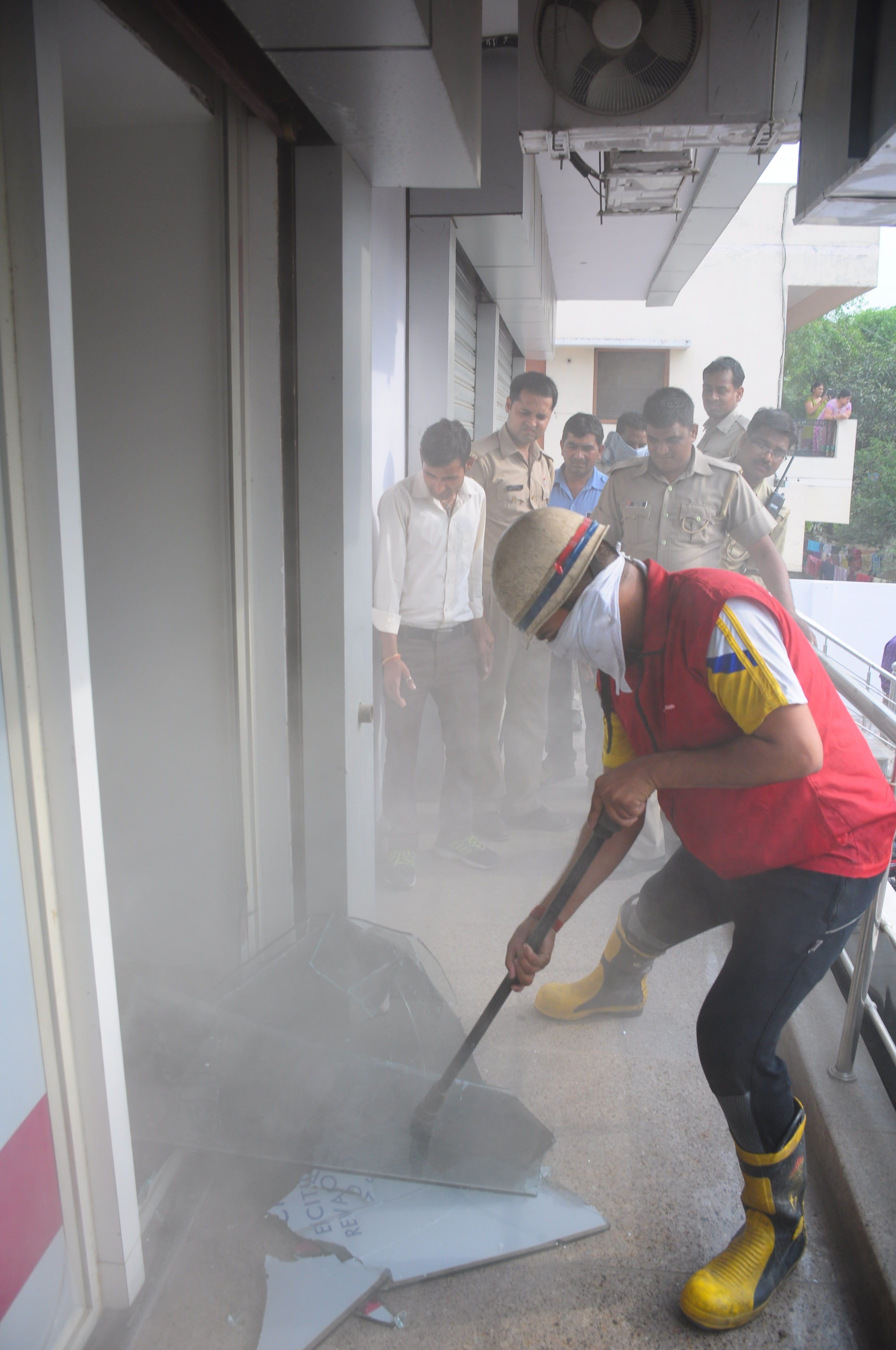 Fire in a bank in Lucknow.