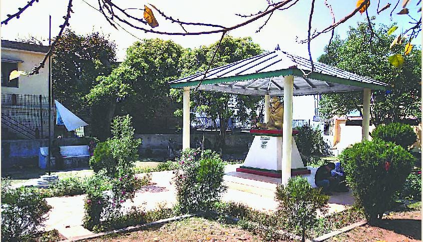 Facilities at Gandhi Park is better than others