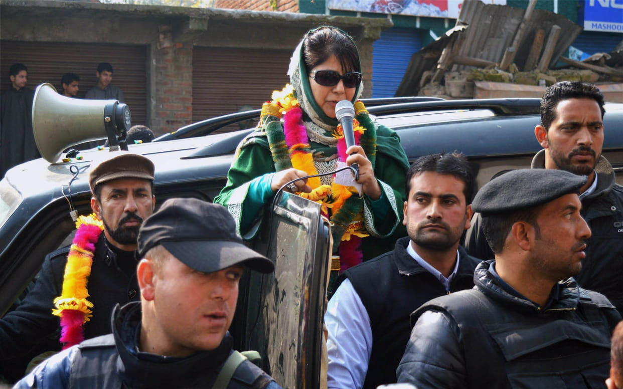 first woman CM of jammu and kashmir mehbooba mufti 