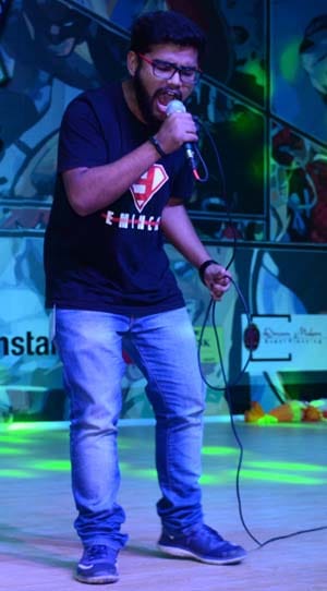 Shankar Mahadevan will get the chance to work in the camp