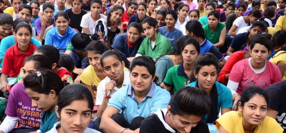 511 girl pass ground test in himachal police recruitment