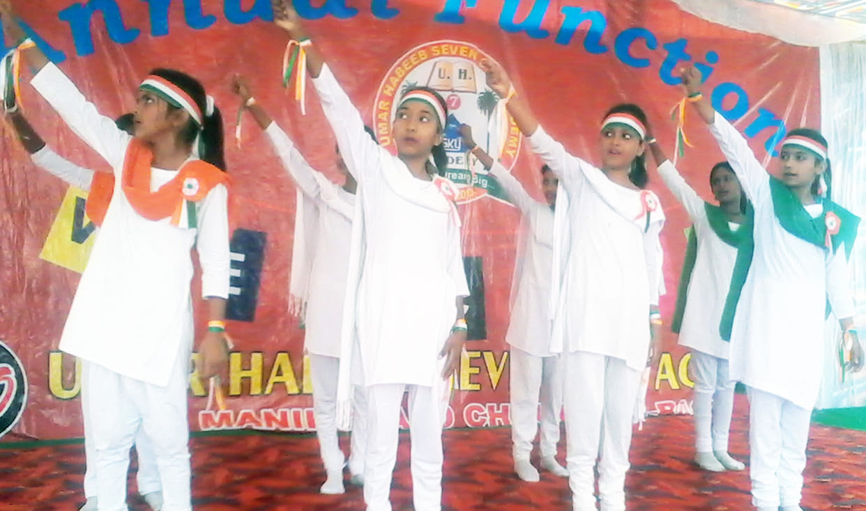 presented colourful programme