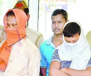 34 AC recovered looted 10 million price, two arrested