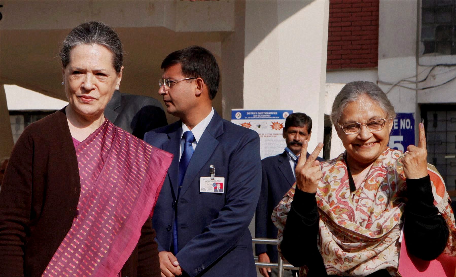 know about sheila dikshit education