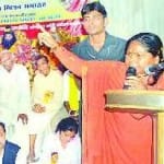 समारोह में बोलतीं केंद्रीय मंत्री साध्वी निरंजन ज्योति।