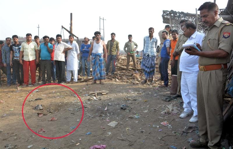 Bhujpura cracked crude bombs , three injured