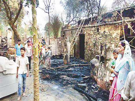 A fire in mysterious circumstances 11 huts Jlin