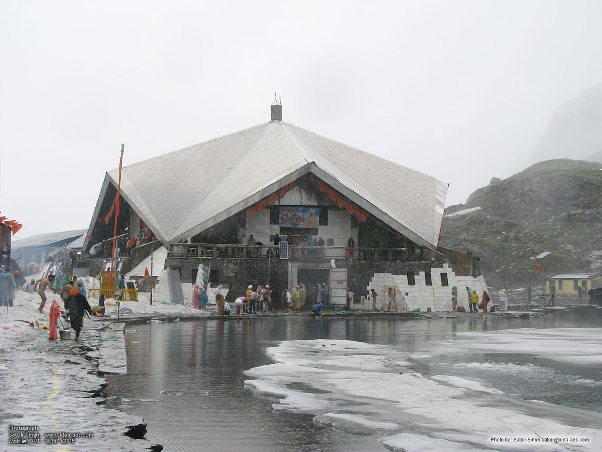 Hemkund Sahib opening day May 25.