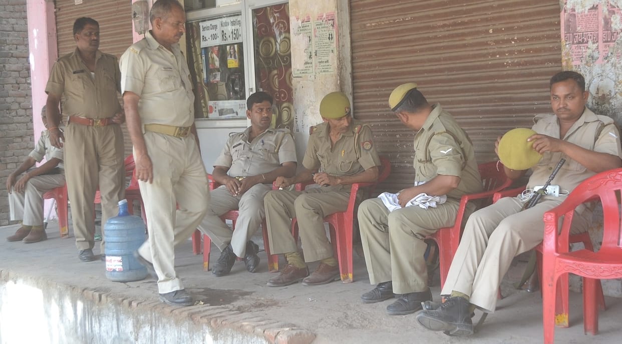 muphtee hatyaakaand mein pulis ko mile aham suraag