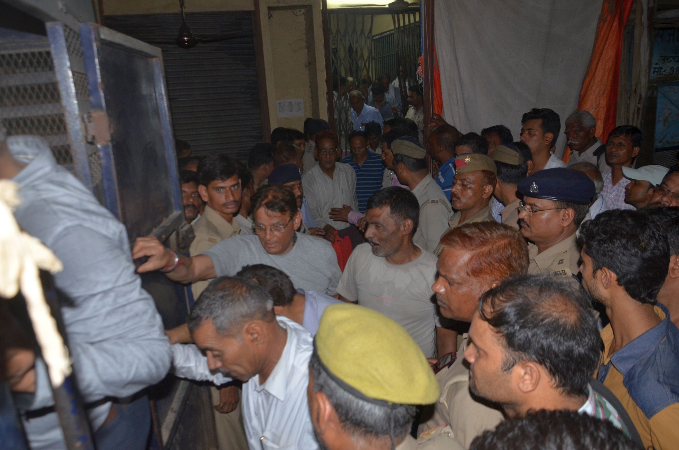Policemen made ruckus after Pilibhit fake encounter case decision.