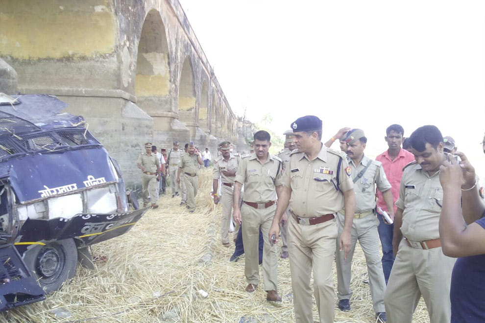 five killed as police jeep falls from road in Gorakhpur