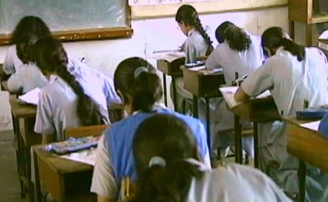 news about up board answer sheet evaluation