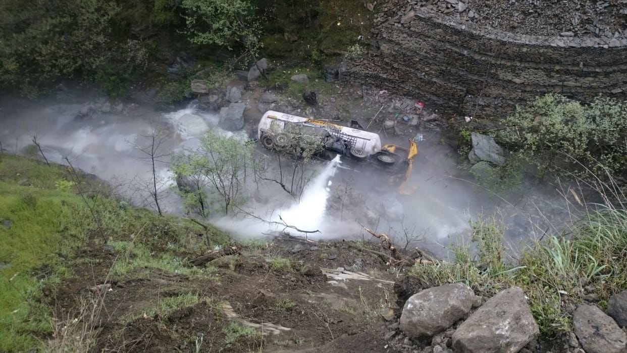 Tanker driver died from falling into the abyss
