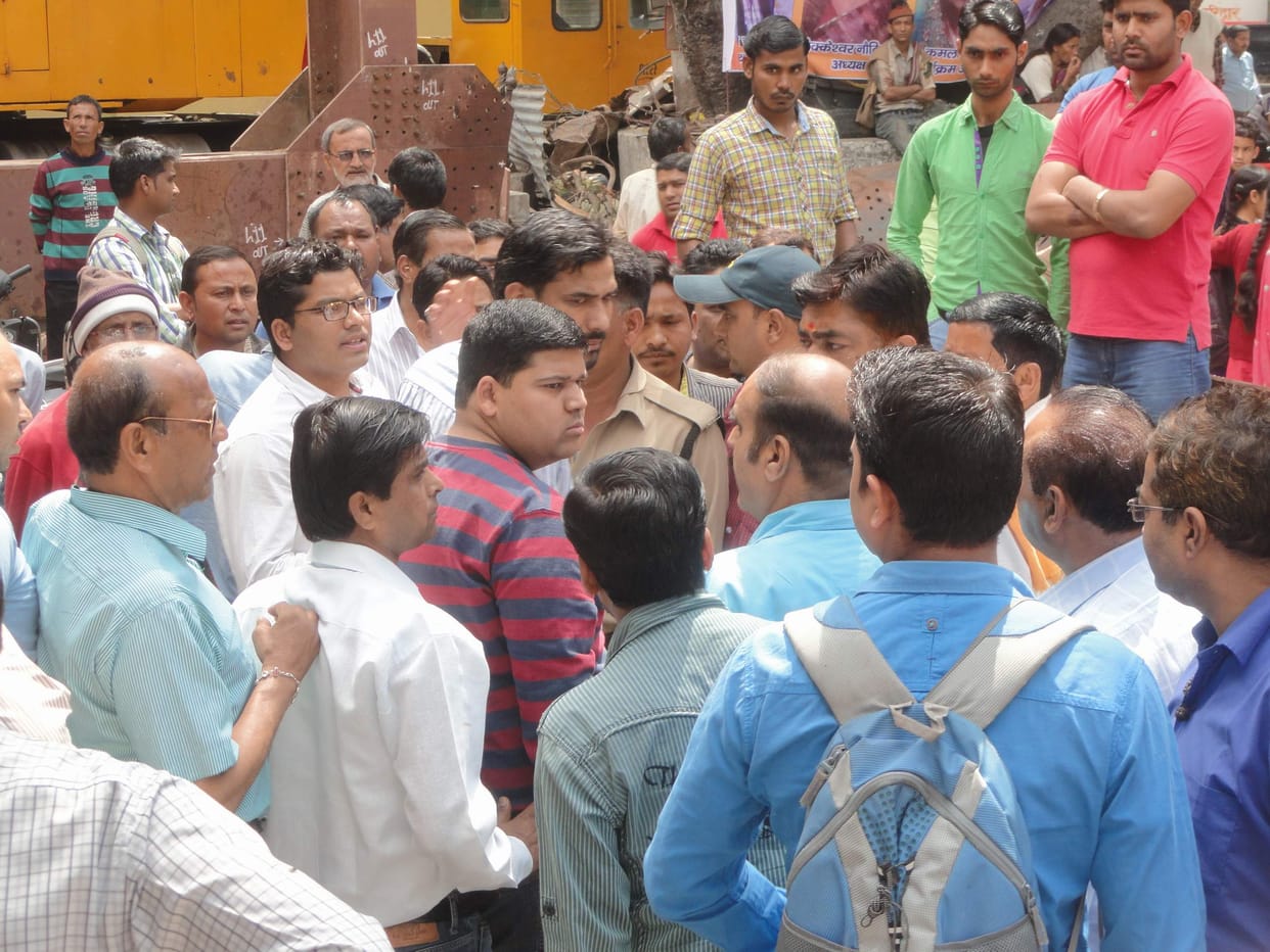 Traders from the assault on labor, Hungama