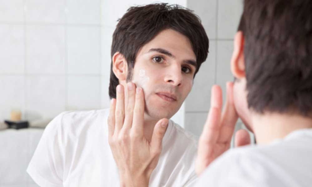 Reasons why women like clean shave men