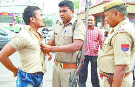 During the checking of the pits young soldier, Hungama