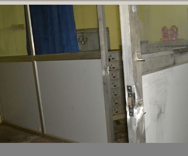 loot attampt in district cooperative bank