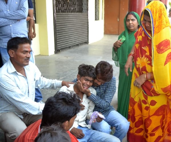 loot attampt in district cooperative bank