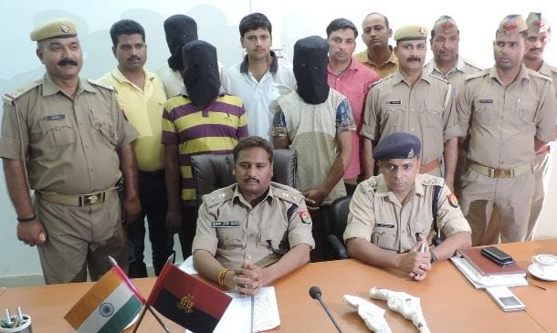  Three vehicle thieves arrested