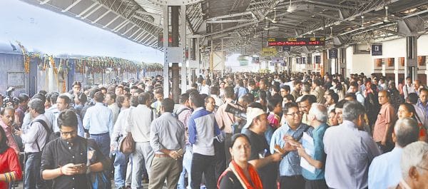 second exicutive loundge of country start from agra