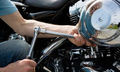 Four alumini from Bits Pilani start online bike servicing website