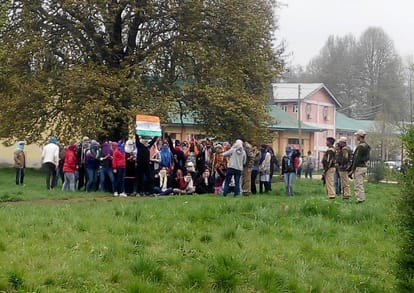 rape threaten to NIT srinagar girls student