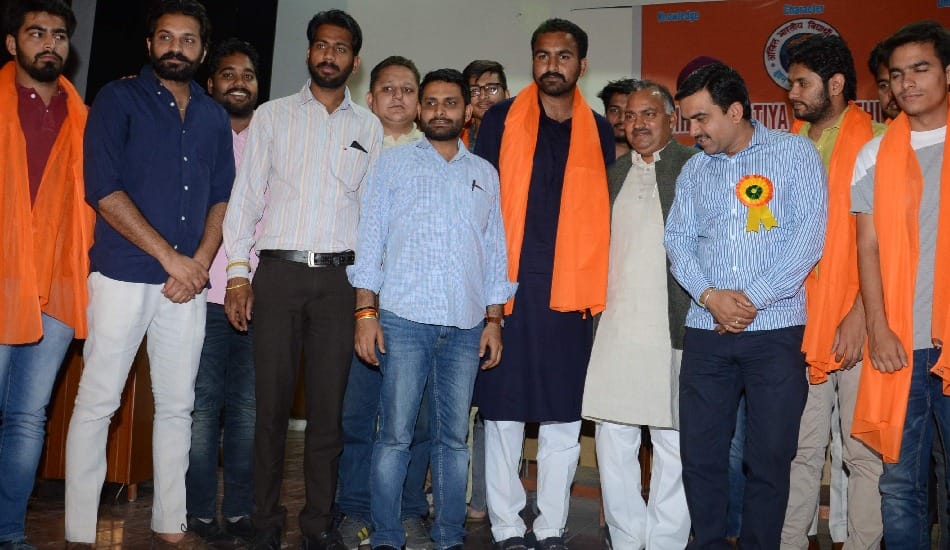 PU: HSA president with many leader join ABVP