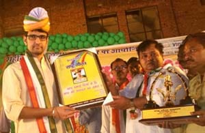 Bhagat Singh posthumously ' national pride honor