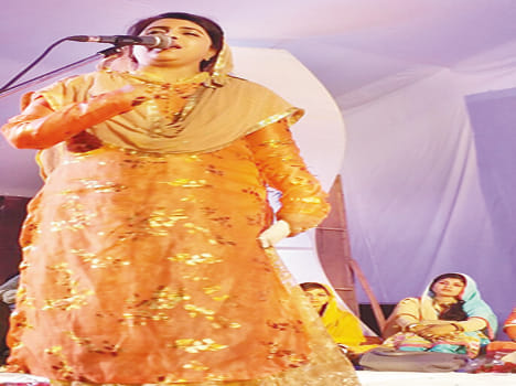 Bangrmu Festival singers , poets and poets fastened Shama