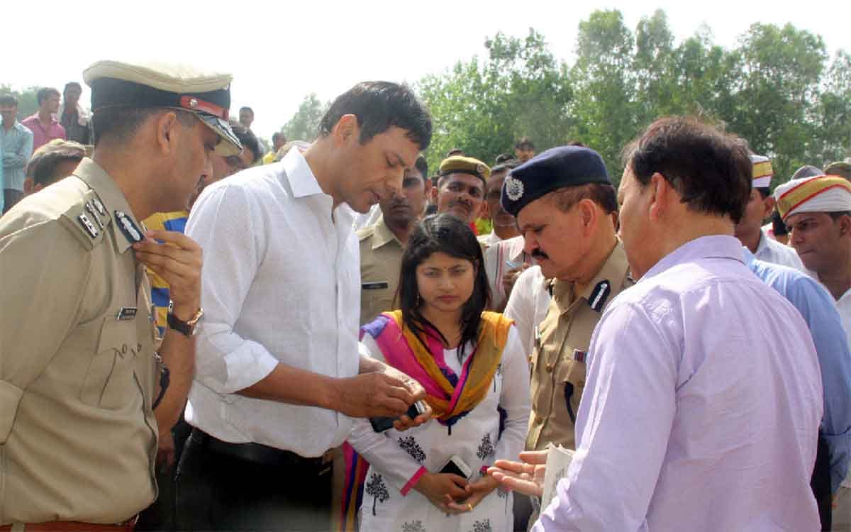 one more bullet got at murder spot, search operation for shooters