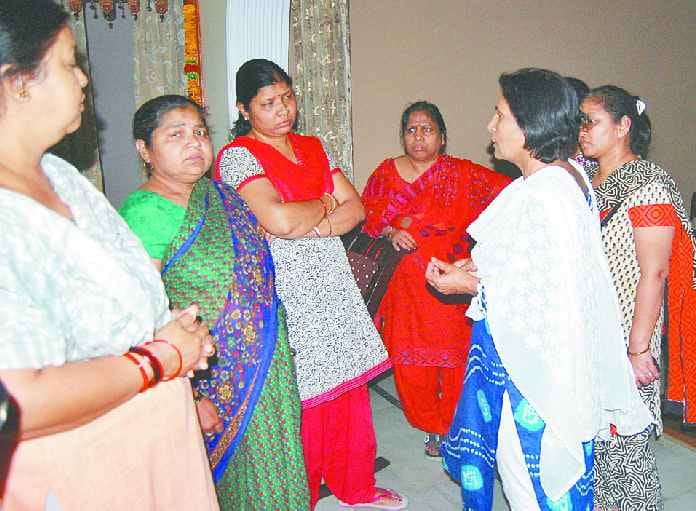 Robbery in meerut