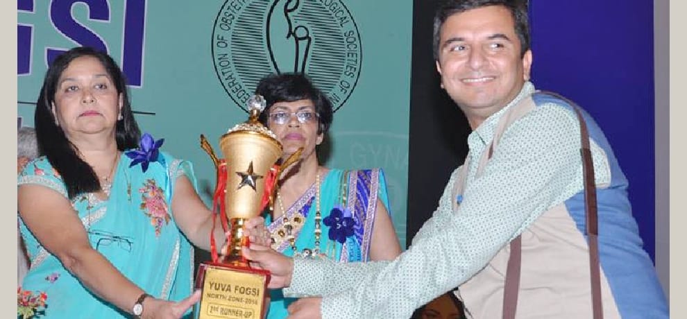  Alrounder Young gynecologist award to Dr. Alok sharma.