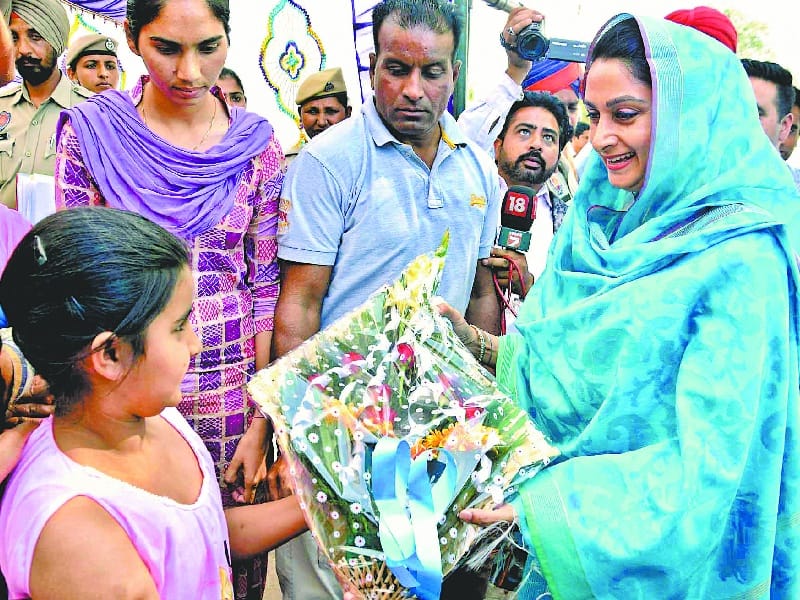 harsimrat badal, harsimrat badal talk about manpreet in bhatinda, harsimrat in bhatinda 