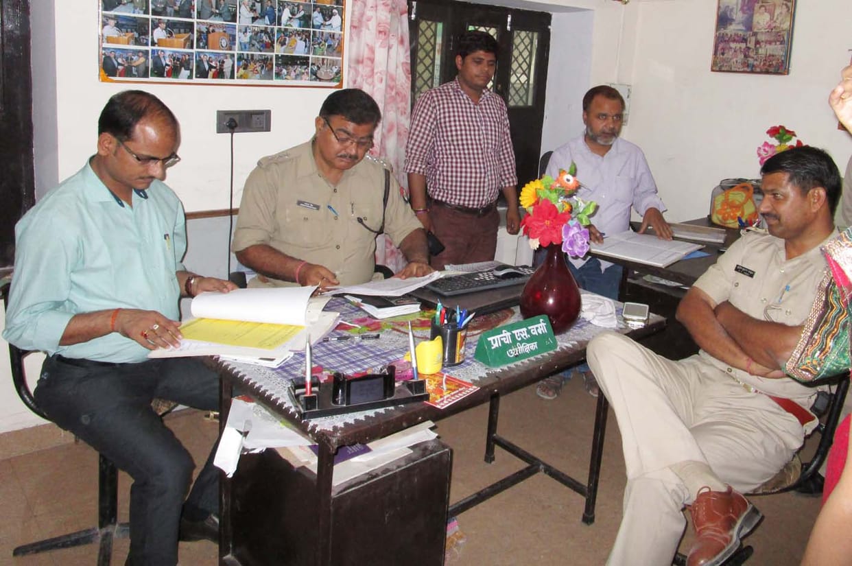 Lakshmi Alpawas four girls ran home again