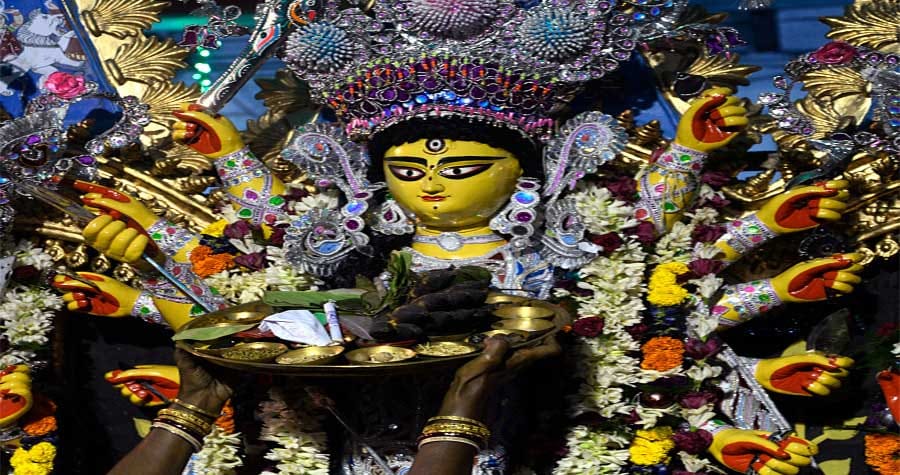 navratra 2016 godess durga coming on horse