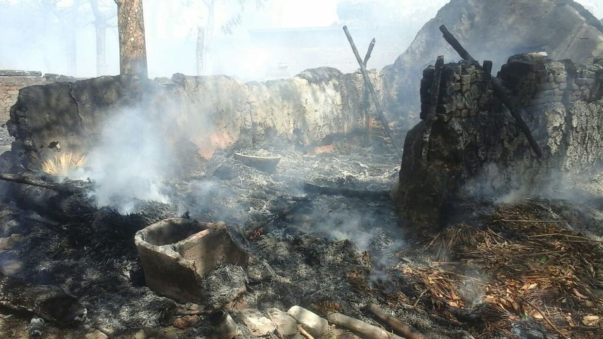 17 huts on fire